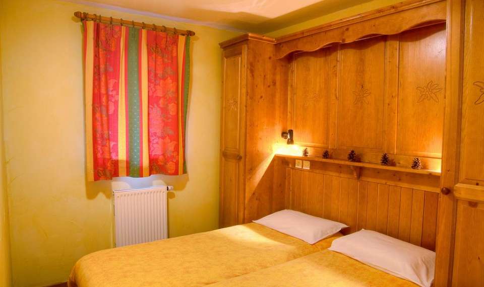 Francija Val Cenis Les Balcons de Val Cenis le Haut zakonska postelja